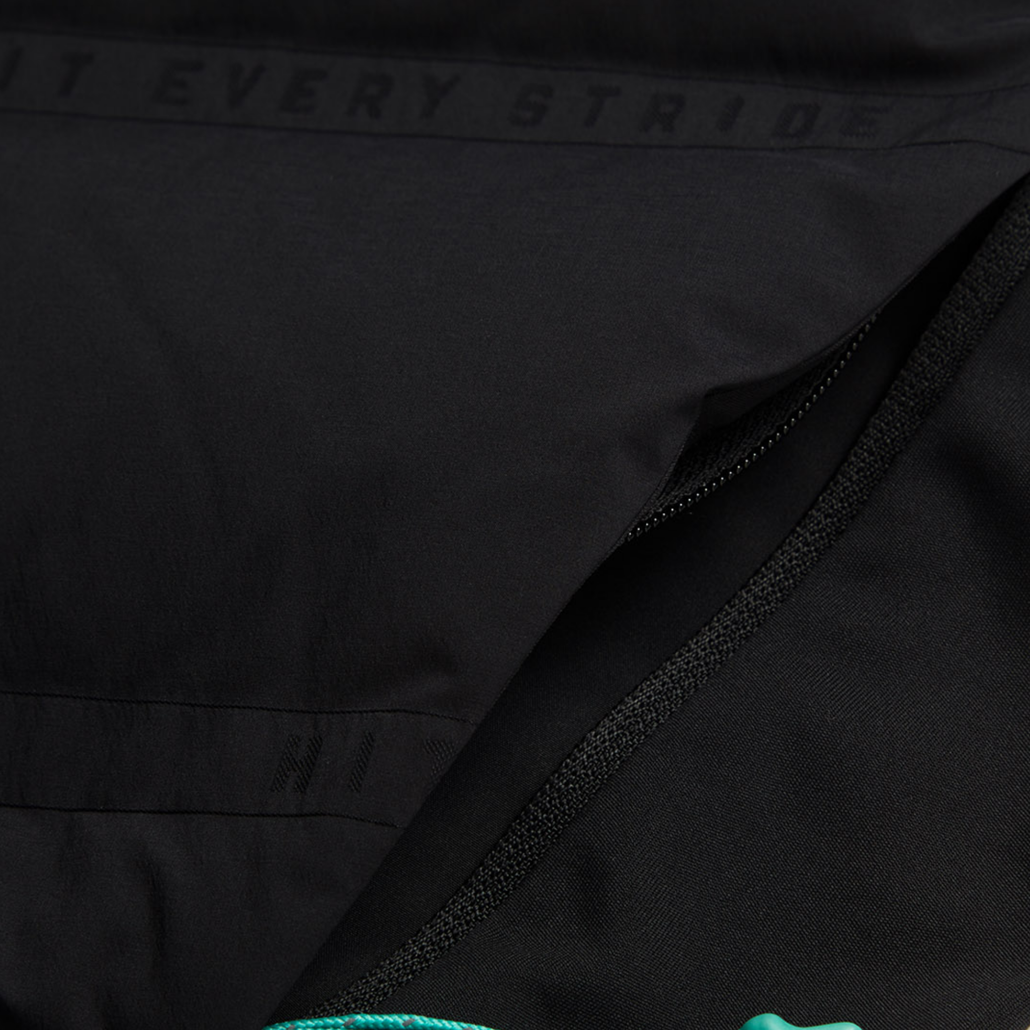 Li-Ning Laufweste – Lightweight Schwarz